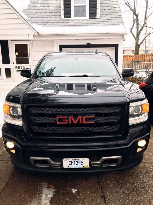 Blacked out grill