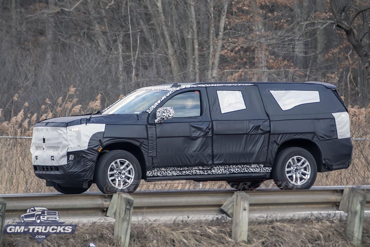 2020 Suburban, Tahoe, & Yukon Pre-Production Mules Caught Using Production Lighting