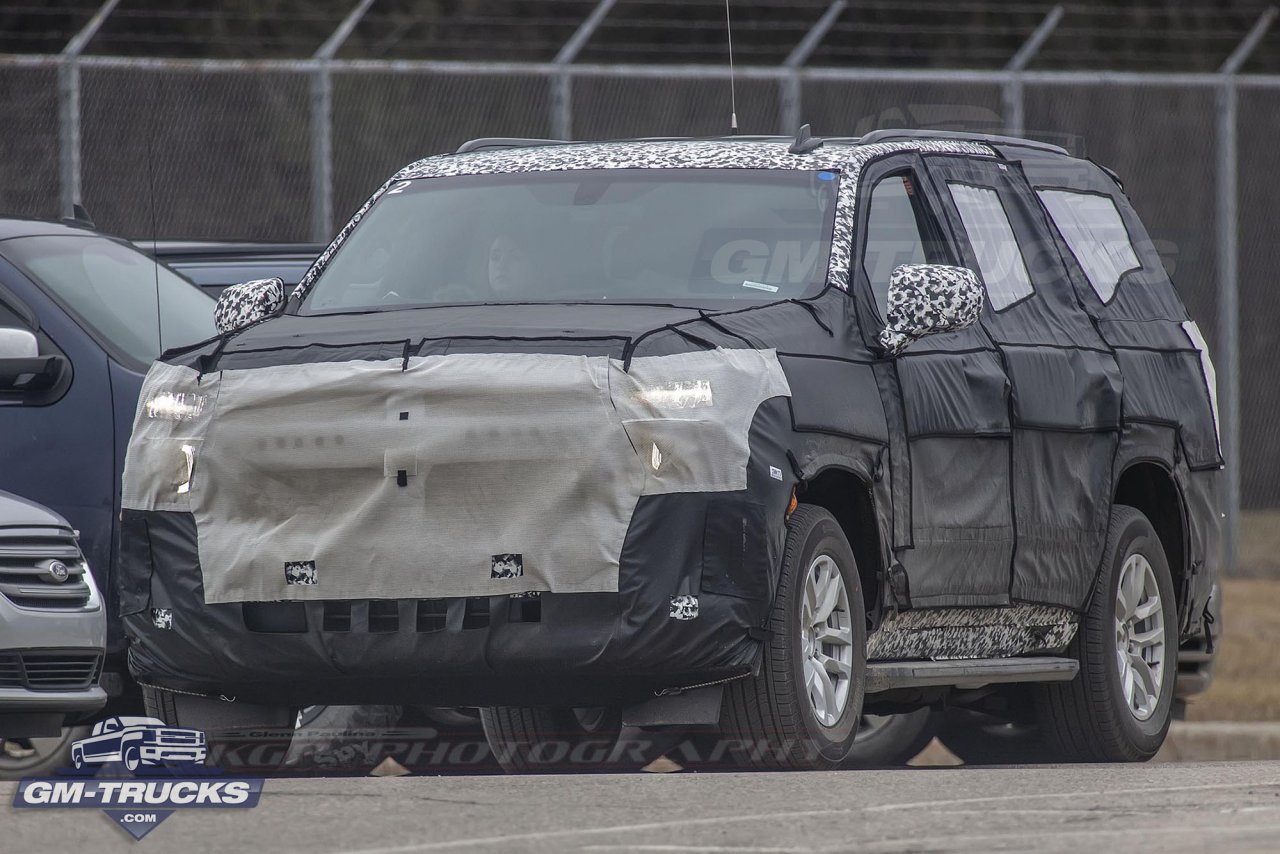 2020 Suburban, Tahoe, & Yukon Pre-Production Mules Caught Using Production Lighting