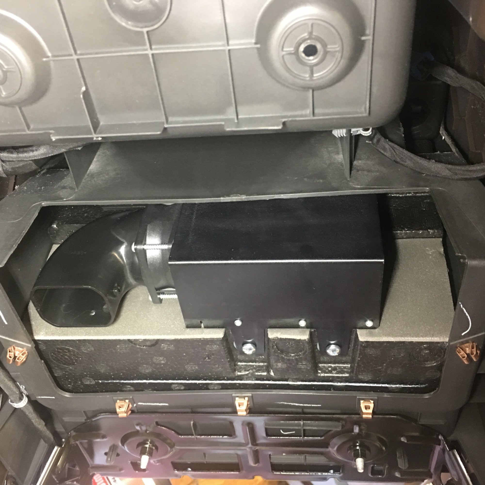 K2xx SUV Center Console Cooler Retrofit 20142018 Silverado & Sierra