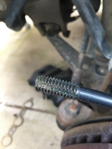 5ce05b953acf1_Threadchaser.jpg.1a6e86f42ce9b70ae4b7cc84e769aaf2.jpg