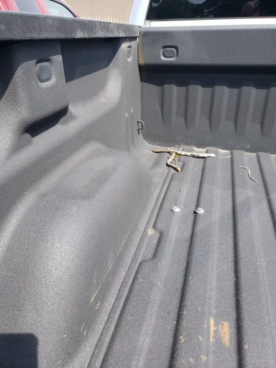 Bolts in my bed 20142018 Silverado & Sierra Mods