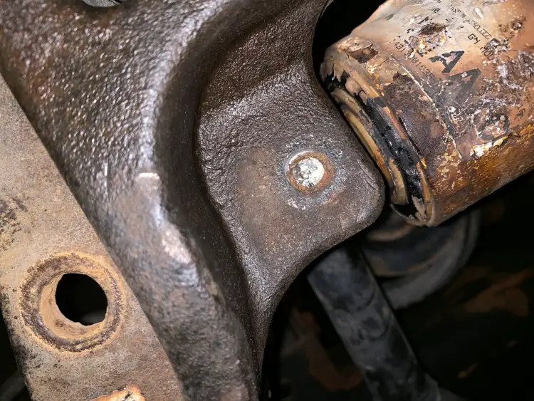 Broken and stuck lower strut mount bolt 2014 2019 Silverado