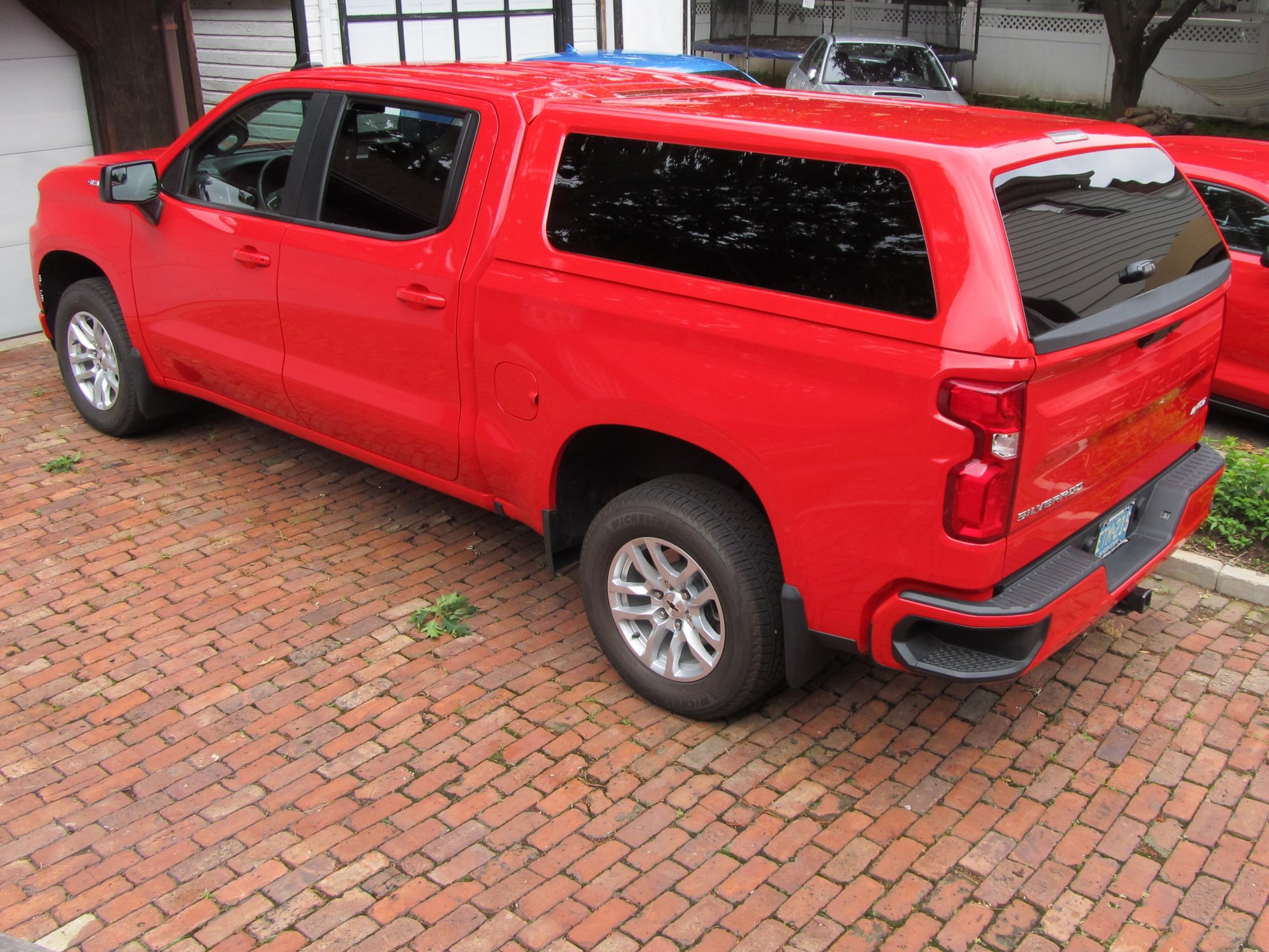 2019 chevy silverado truck cap