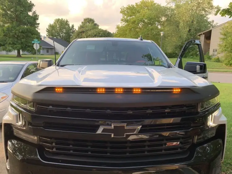 AVS Aeroskin Lightshield - 2019/2020 Silverado & Sierra Mods - GM