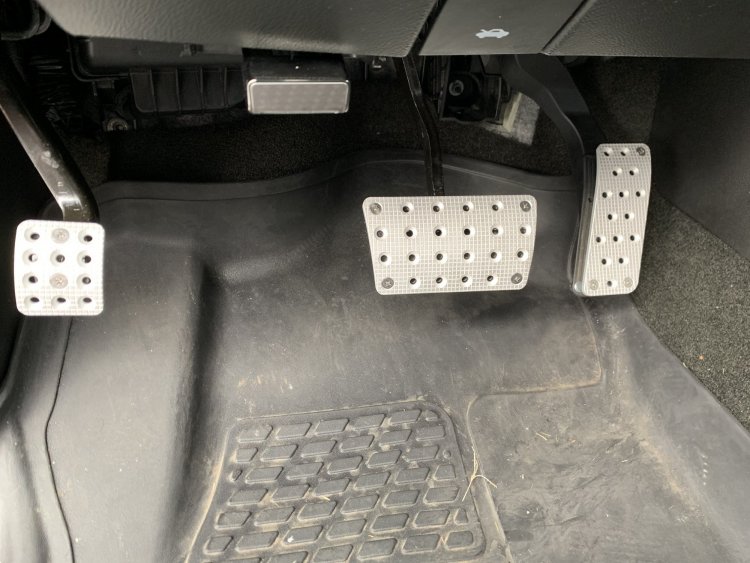 pedal2.jpg