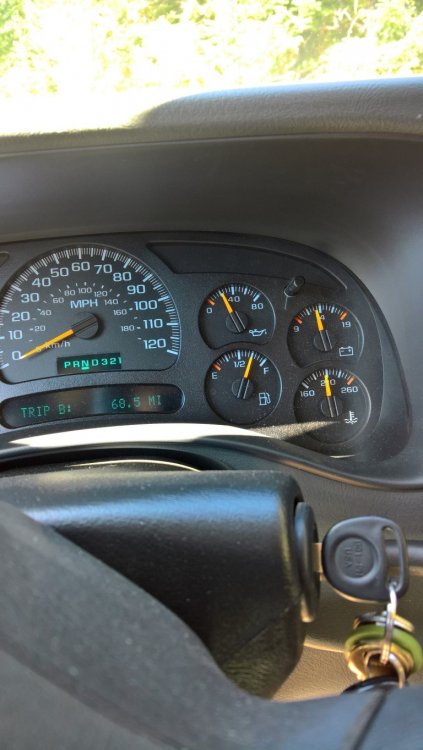 612172658_oilpressure1(Medium).thumb.jpg.d27f58eec21b6af0f7cdf71a9ca55b4e.jpg