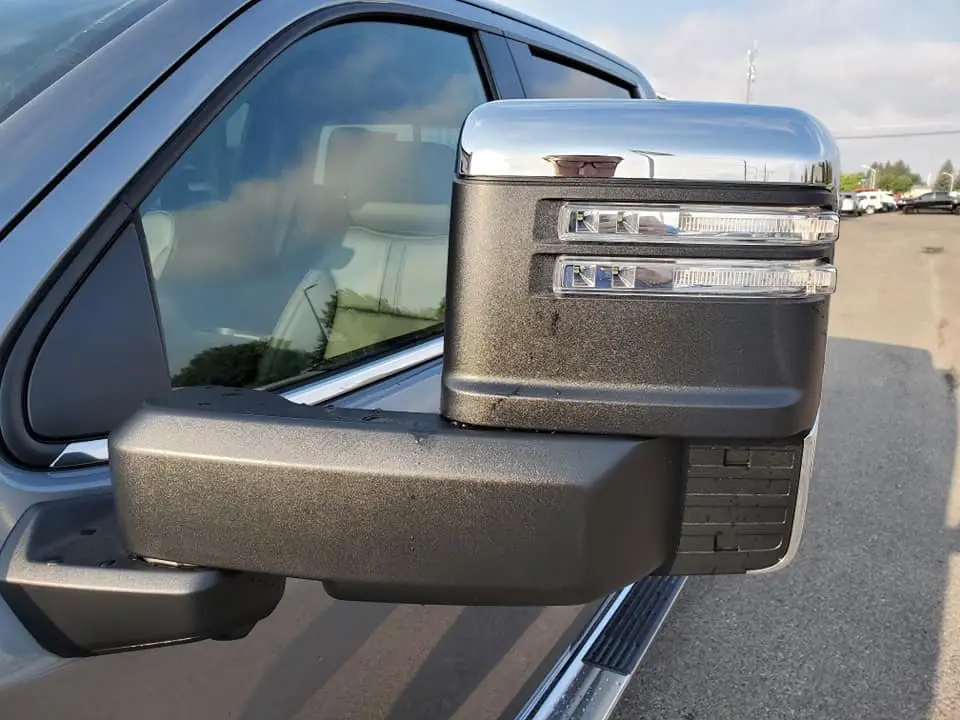 2020 1500 tow mirrors available 20192021 Silverado & Sierra GM