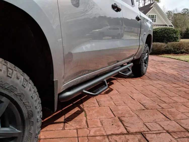 Rough Country running boards 2019 / 2020 Silverado & Sierra