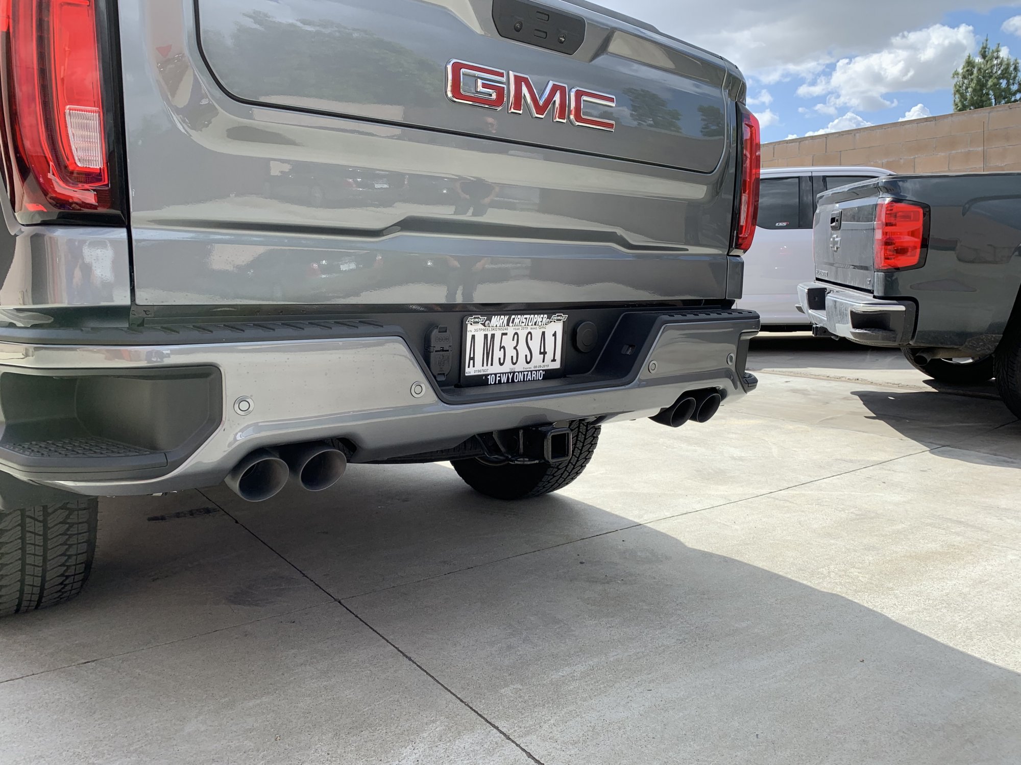Inbumper exhaust tips Page 2 20192025 Chevy Silverado & GMC