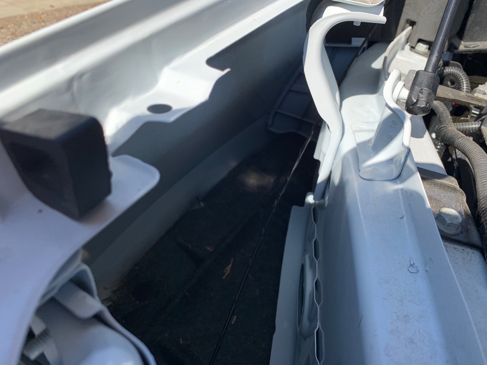 removed Factory Antenna 20192025 Chevy Silverado & GMC Sierra Mods