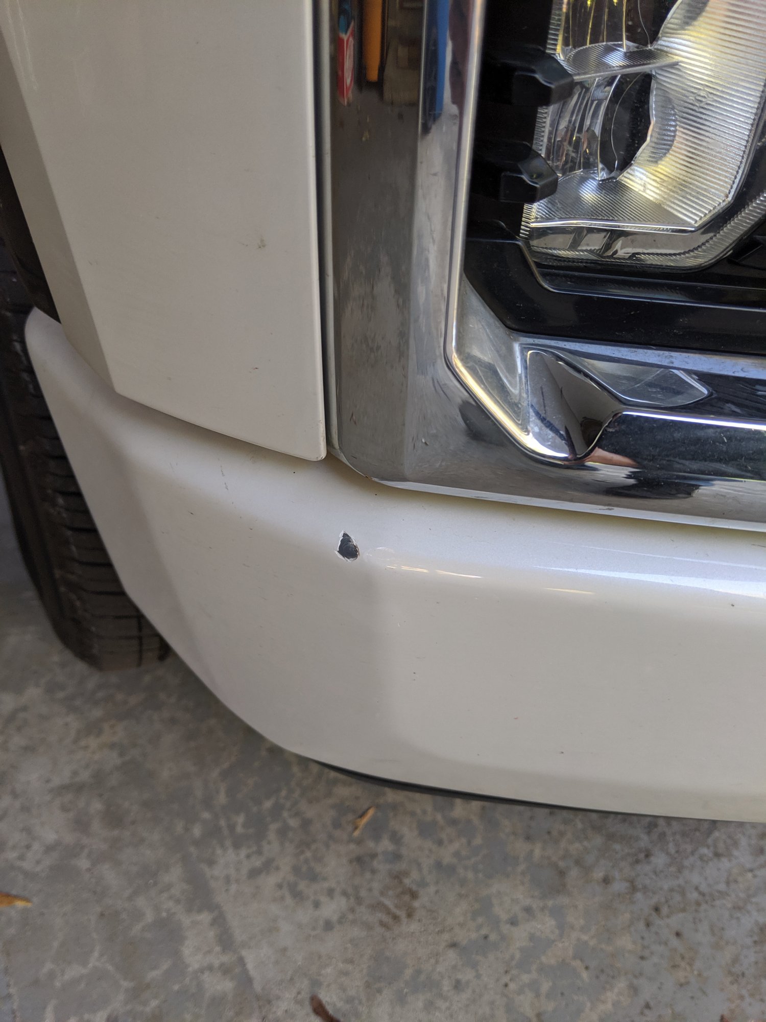 White Frost Tricoat Paint Touchup? 20192025 Silverado & Sierra GM