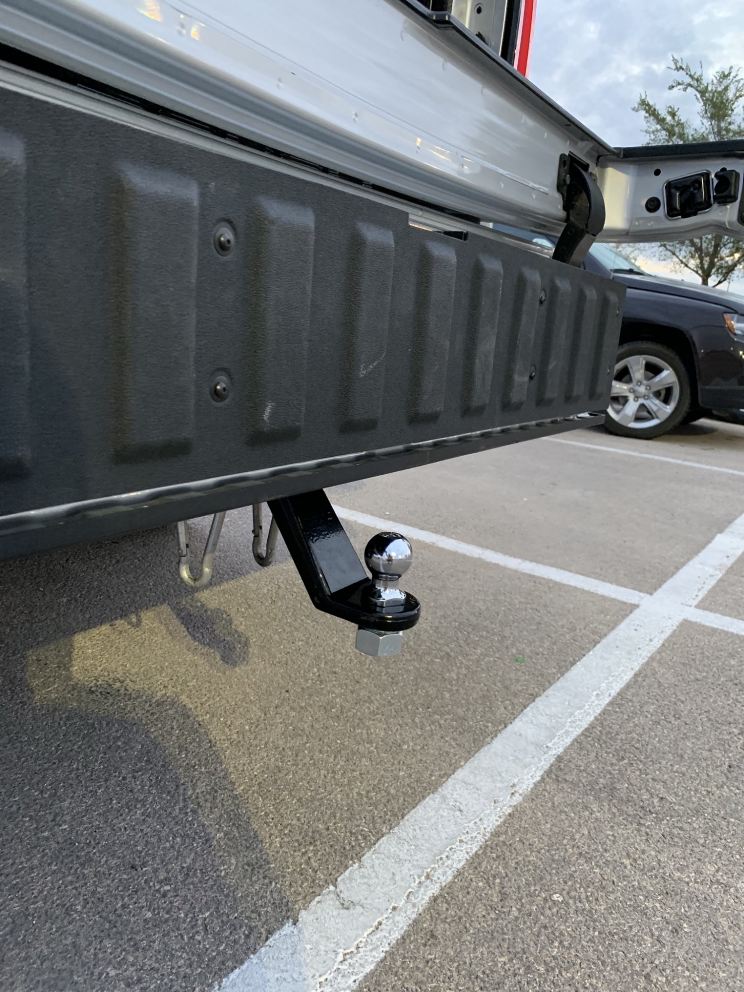 Disable multi pro tailgate with a hitch on? 20202024 Silverado HD