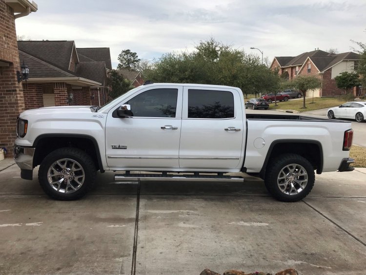 Sierra with level kit and BF Goodrich tires.jpg