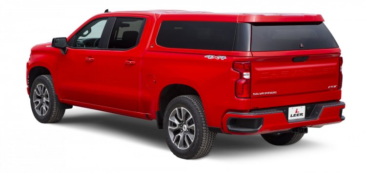 chvy_slvrdo_200xq_3_4_rear_drvr_894-min.jpg
