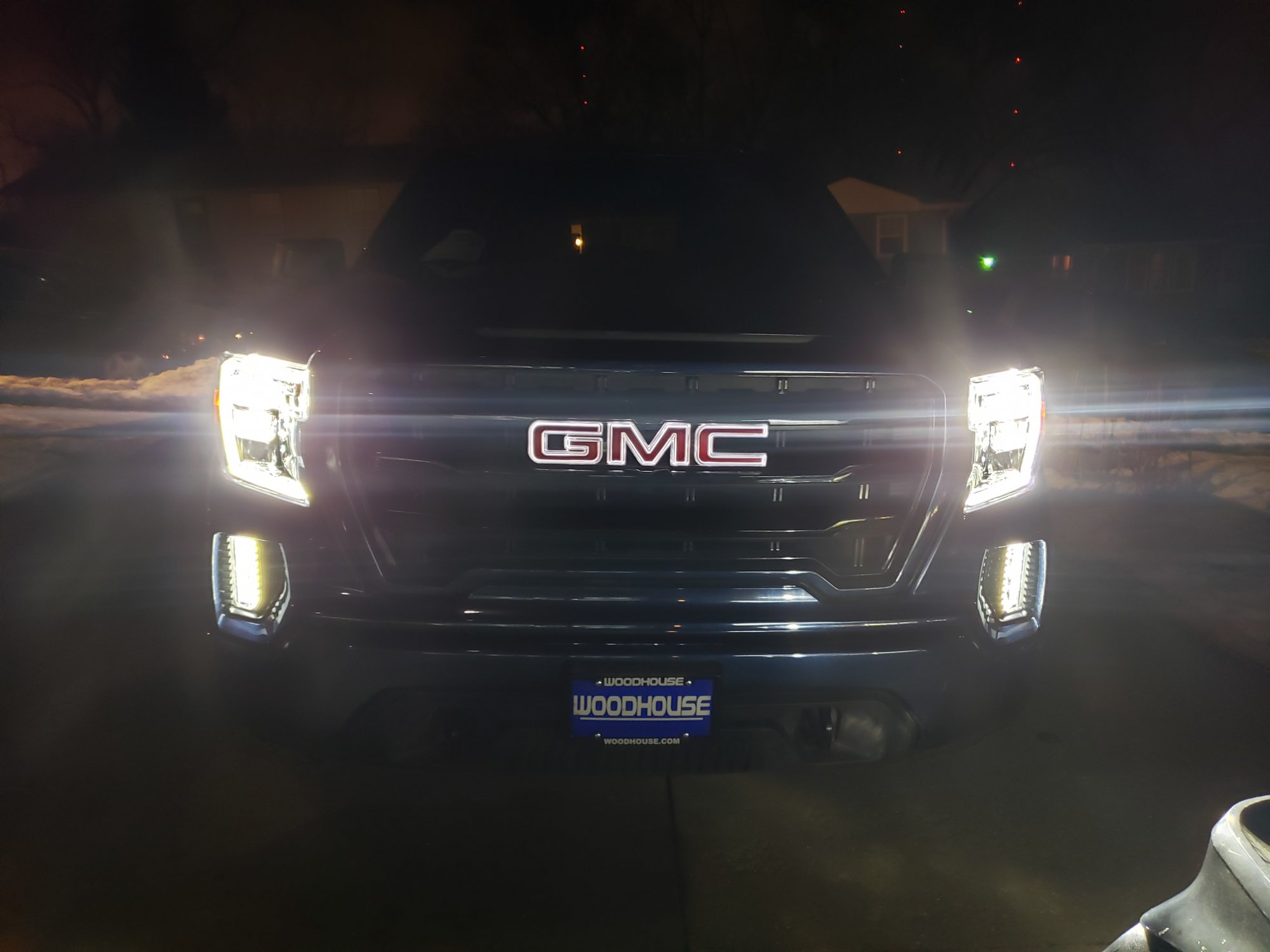 Illuminated GMC emblem Page 2 20192025 Chevy Silverado & GMC