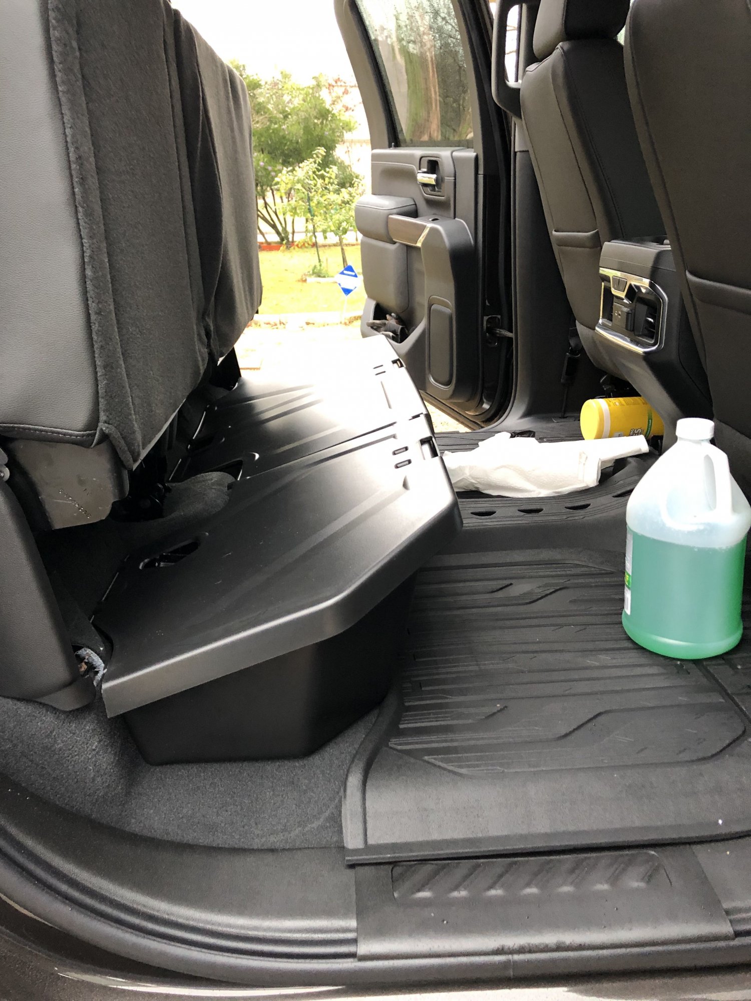 Rear Under Seat Storage 2020 Silverado Hd Sierra Hd Gm Trucks Com