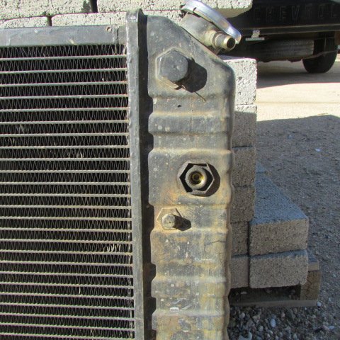1060674667_Radiator004.jpg.938cc635375955a5c3febc2b30f24971.jpg