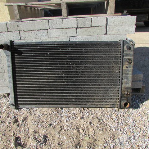 1819119569_Radiator001.jpg.12ab269ca15d6f944bdfff9a084f46e5.jpg