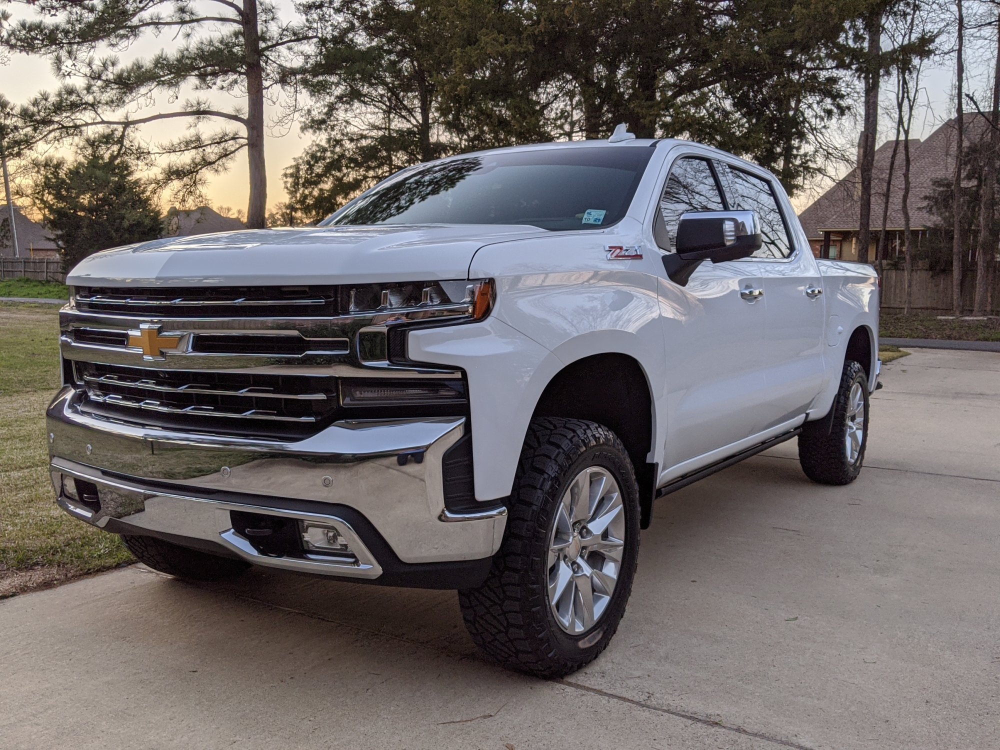 Red tow hooks Page 3 20192025 Chevy Silverado & GMC Sierra Mods