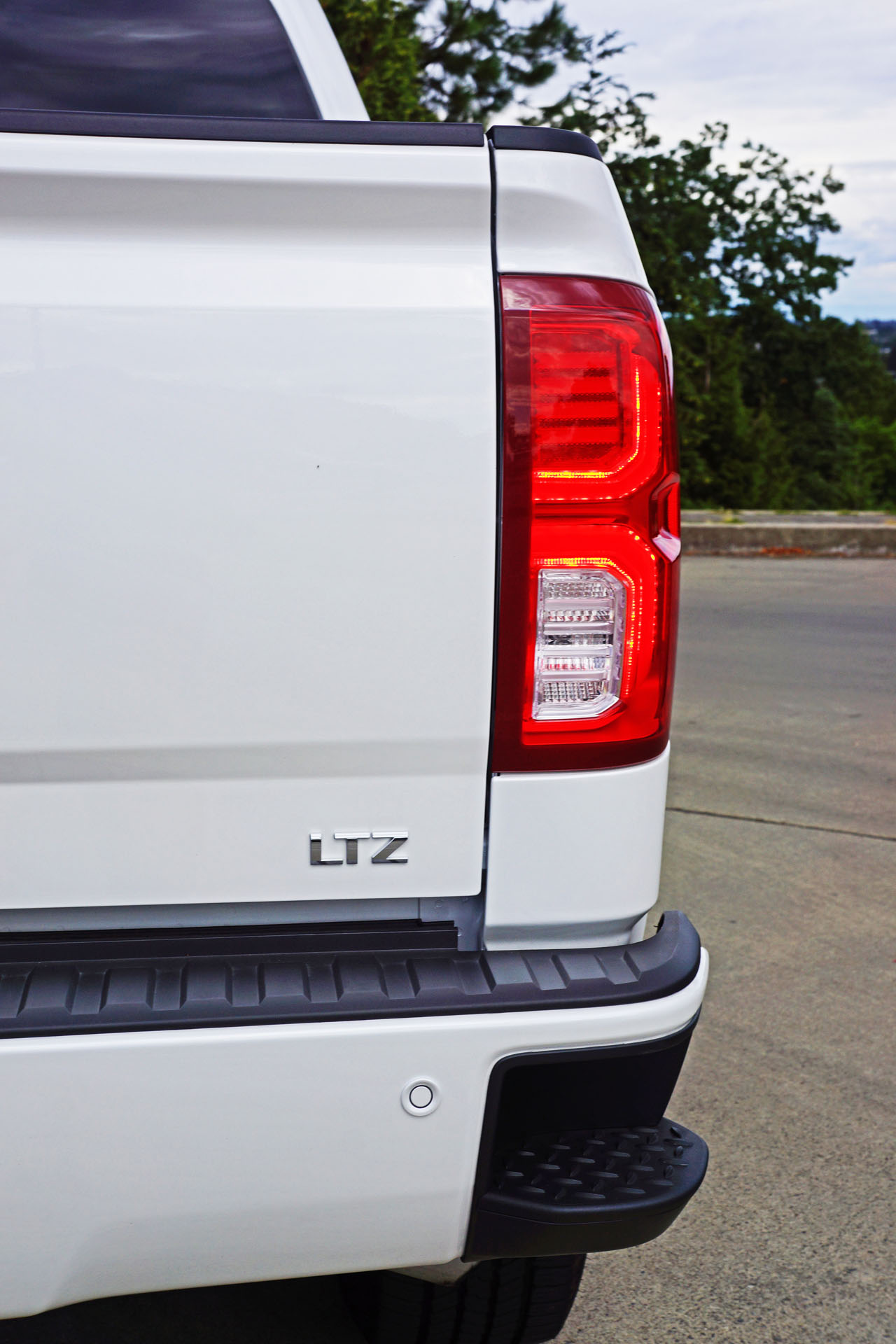 2018 Chevy Silverado Ltz Tail Lights