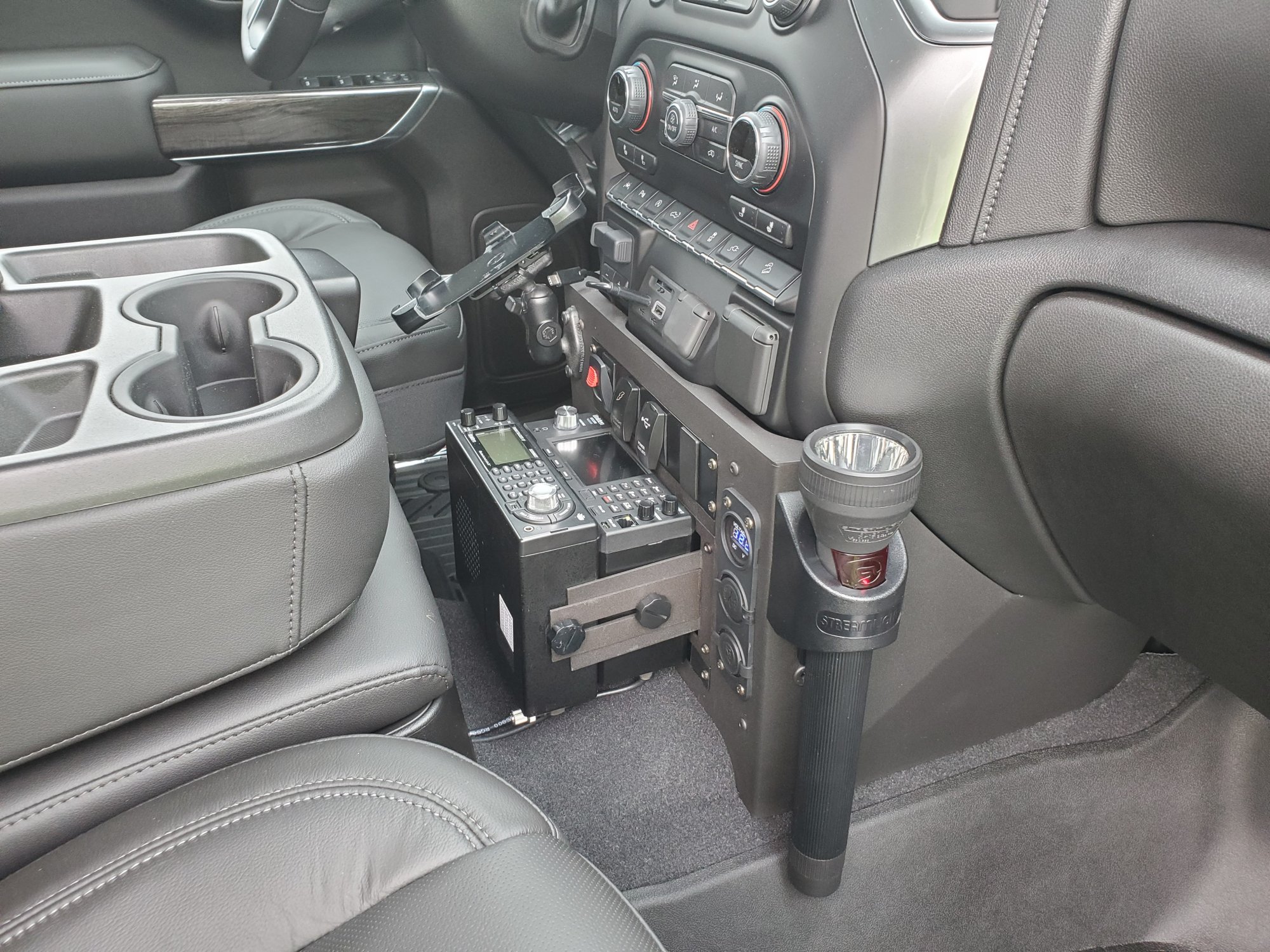 Ham Radio Installation Pics ? 20192025 Chevy Silverado & GMC Sierra