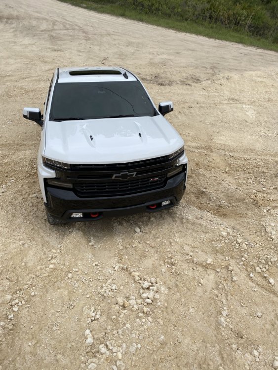 Silverado TB 6.2 Rocks.jpg