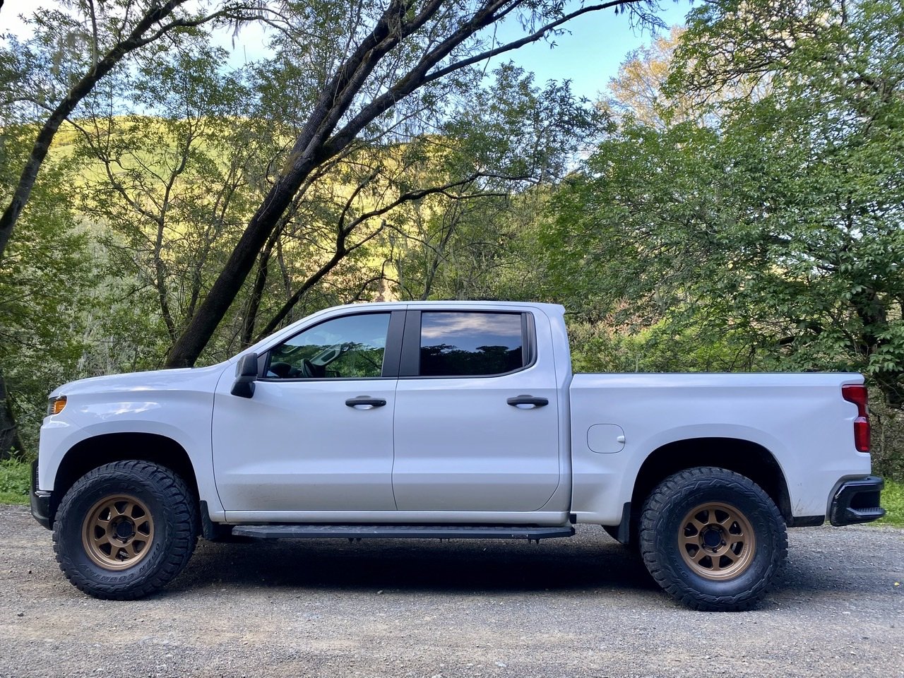Want 35's on 2020 trail boss 20192021 Silverado & Sierra Mods GM