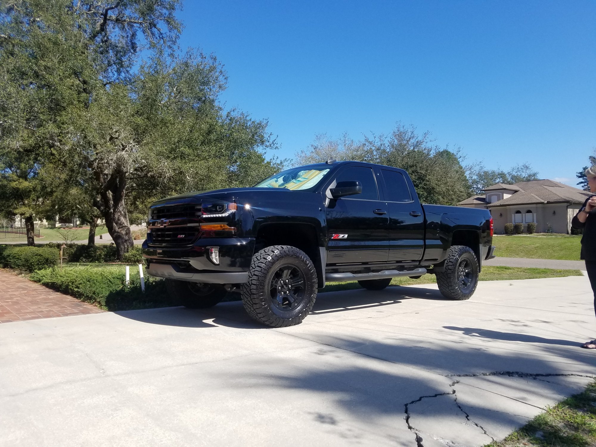 Lifted trucks with stock wheels 20142018 Silverado & Sierra Mods