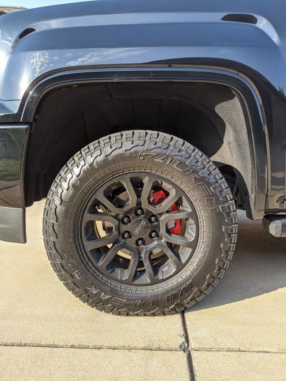 Truck Tire 1.jpg