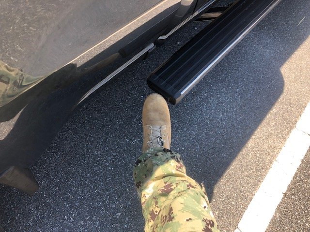 252255615_truckstep2.jpg.305a926c2f5a69a75ab7af456ed9a7ce.jpg