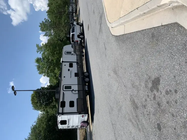 Liking the 6.6 gas 6.6L Gas V8 & HD Transmission Powertrain (L8T/MYD