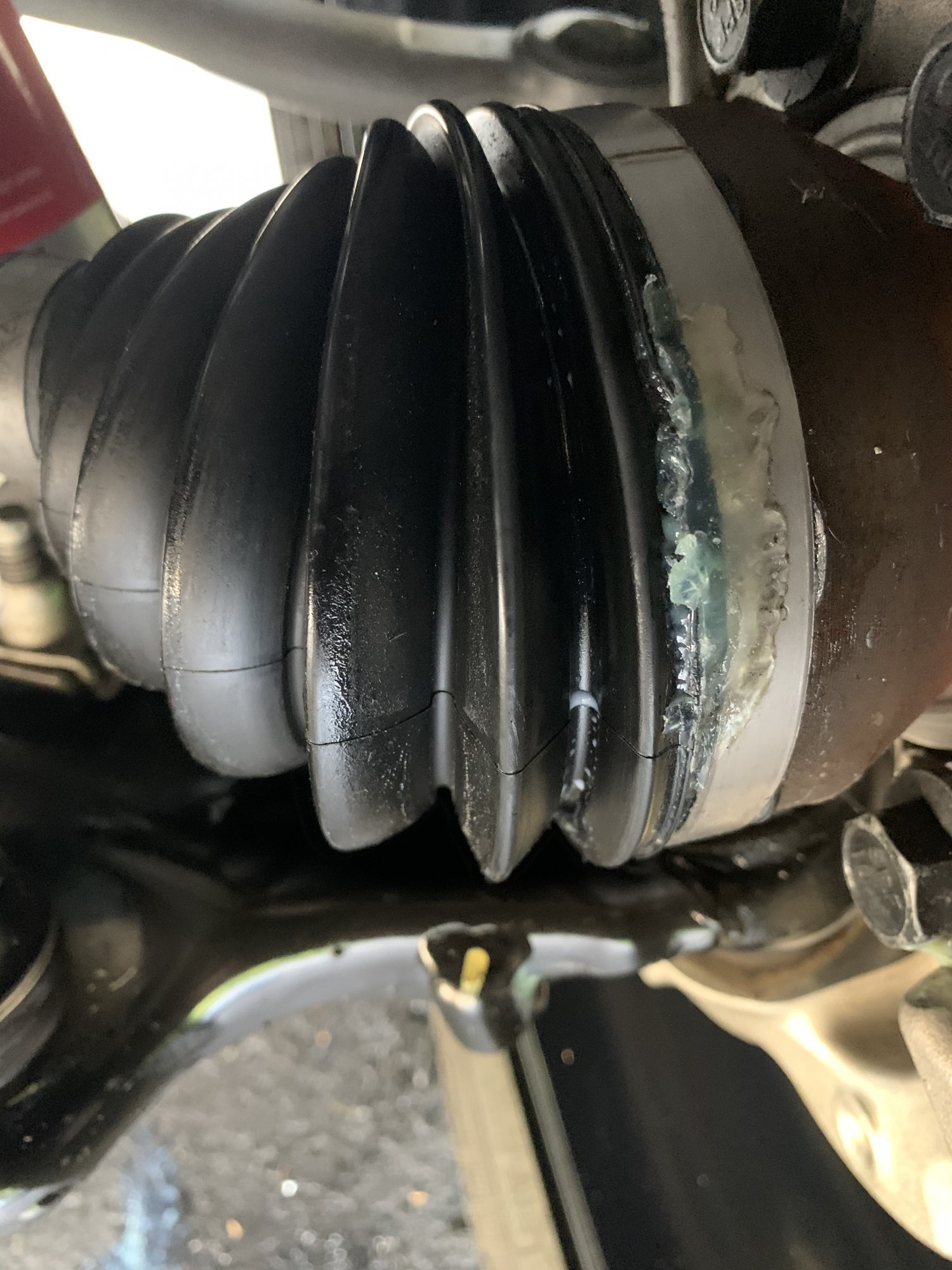 axle shooting grease after level 20192021 Silverado & Sierra Troubleshooting