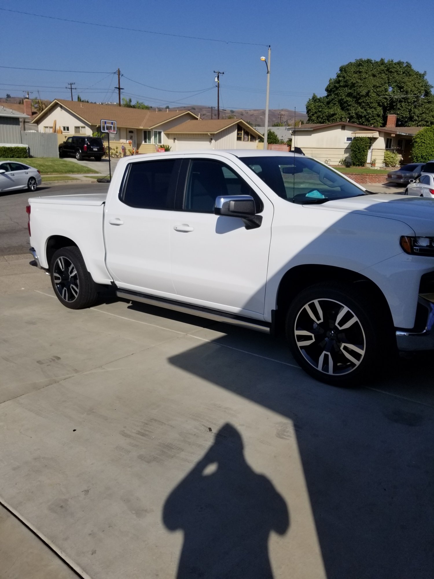 2020 GM Articulating Assist Steps 20192025 Chevy Silverado & GMC