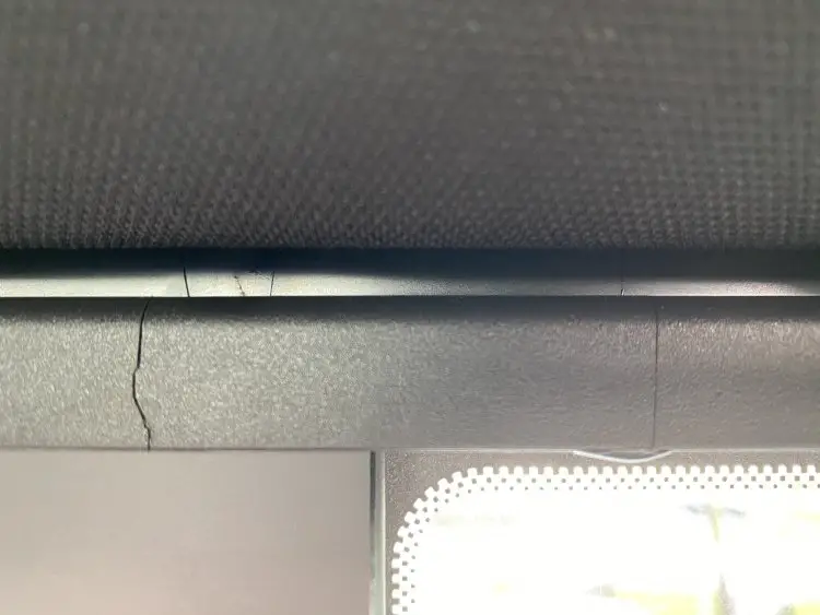 Leaking rear window 20202024 Silverado HD & Sierra HD