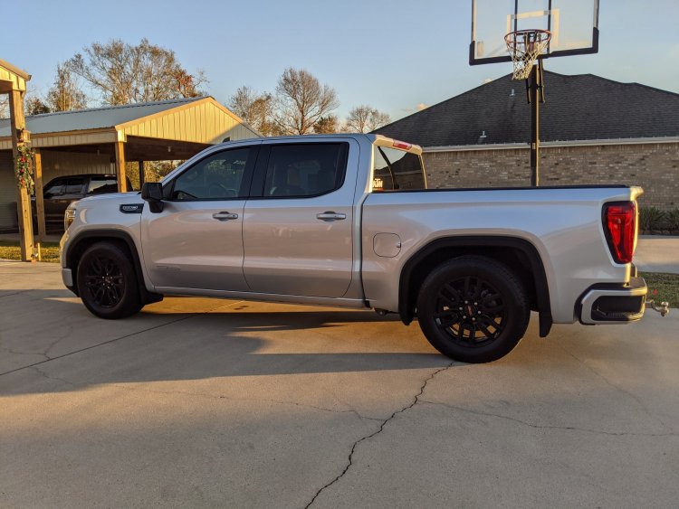 Lowered GMC_1.jpg