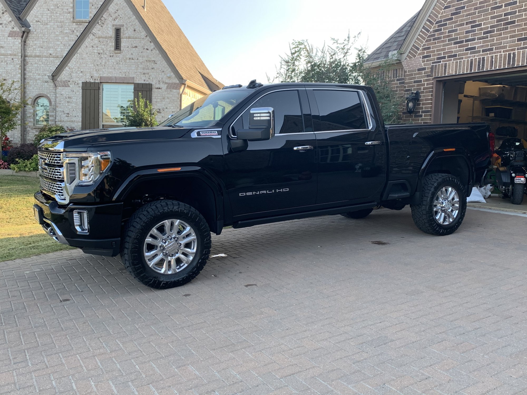 2021 power retractable steps 2020 2024 Silverado HD Sierra HD Mods GM Trucks