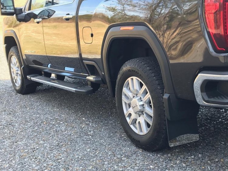 mudflap frt.jpg