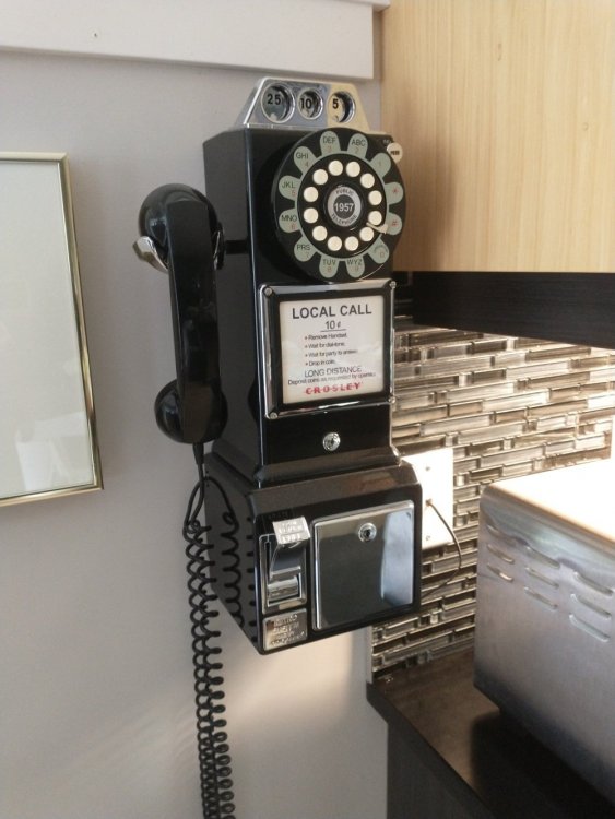 859804552_payphone.thumb.jpg.545a7a6b49b4faee107aee4ad74c2a6c.jpg