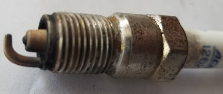 spark plug (2).jpg