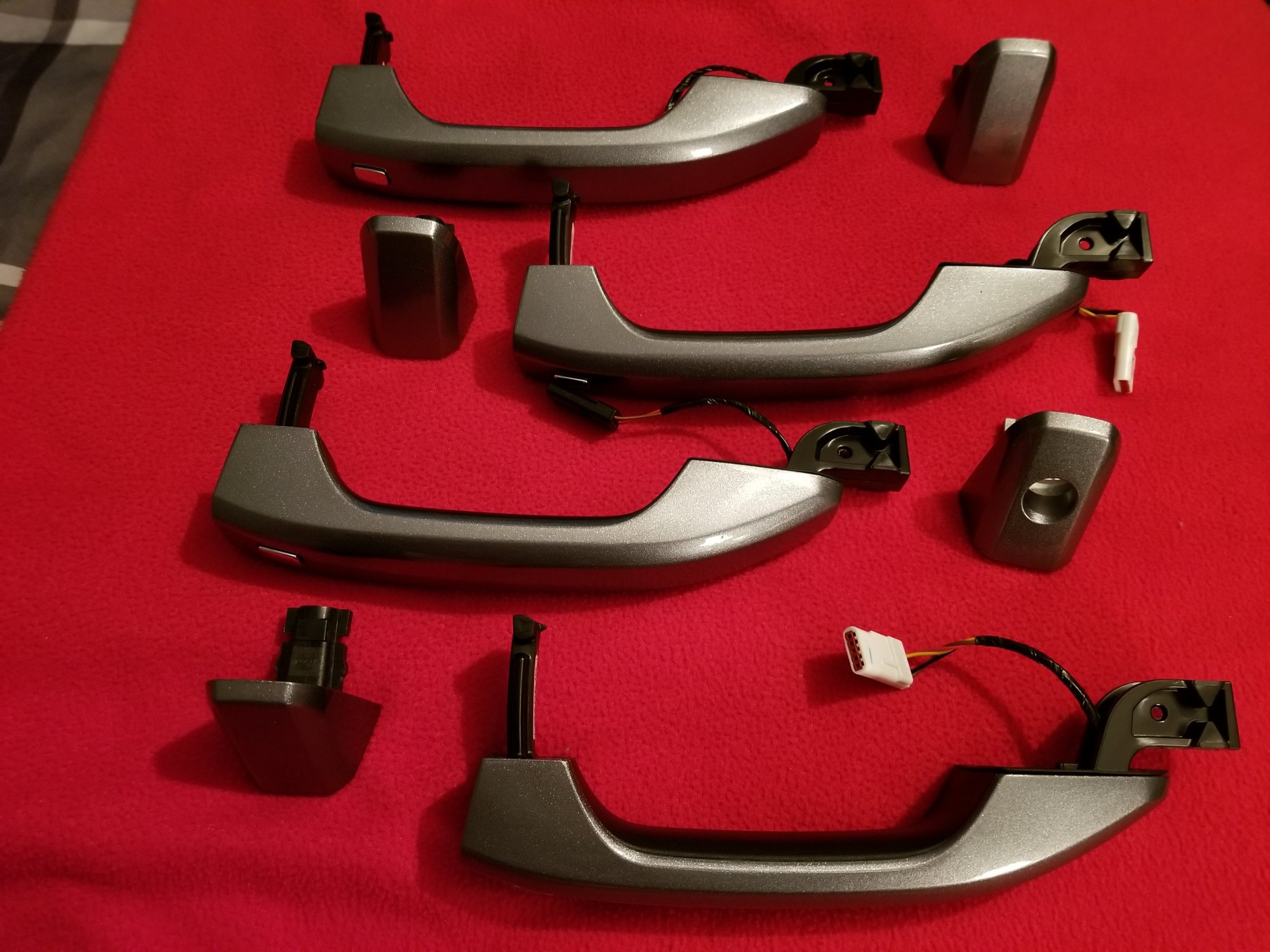 **SOLD** 20192021 Sierra Silverado painted door handles For Sale
