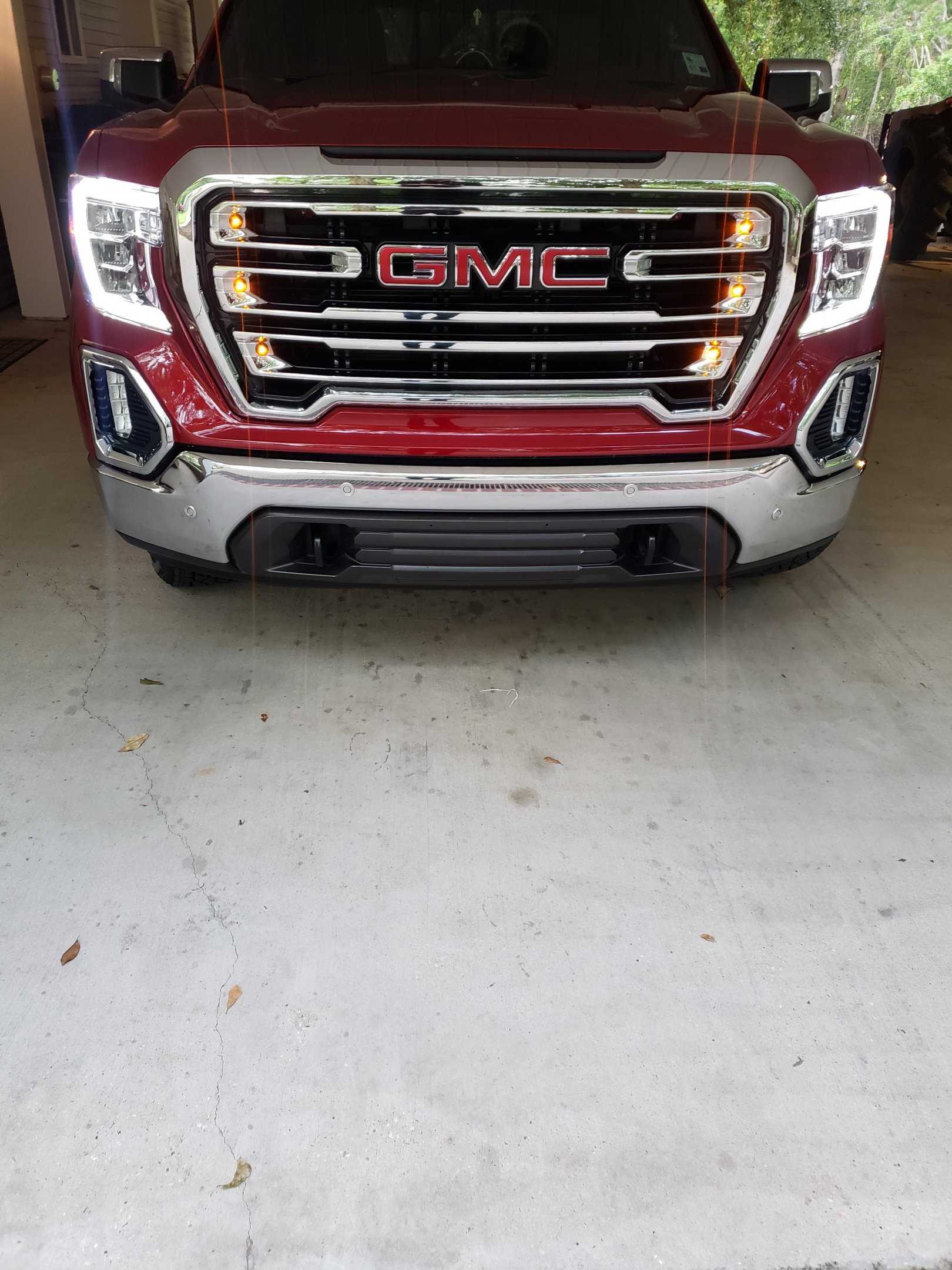 2021 GMC grill accents