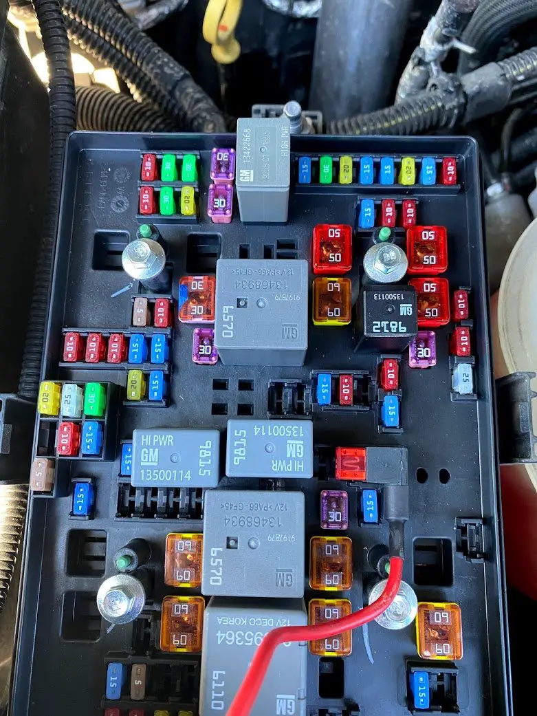 Need switched power from fuse panel?? 2020+ Silverado HD & Sierra HD