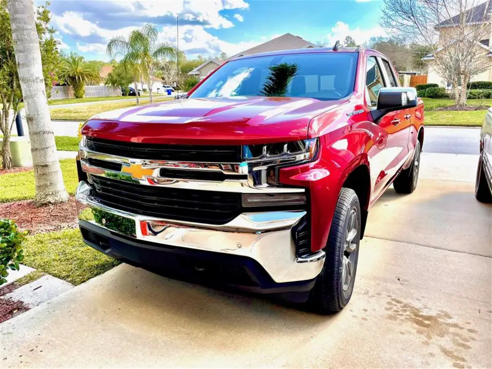 2021 Chevy Silverado LT 4x4 Cherry Red Tintcoat