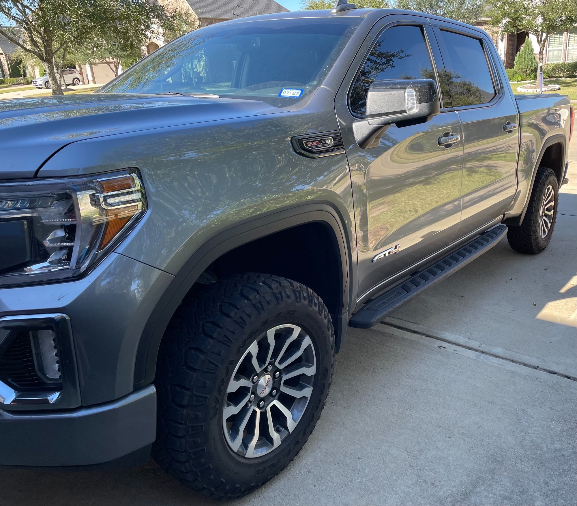 Installed 1.25” BORA spacers… stance is much better in my opinion