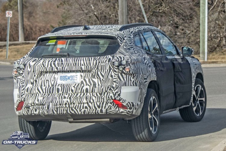 ChevyCompMidCUV.ld08.KGP.jpg