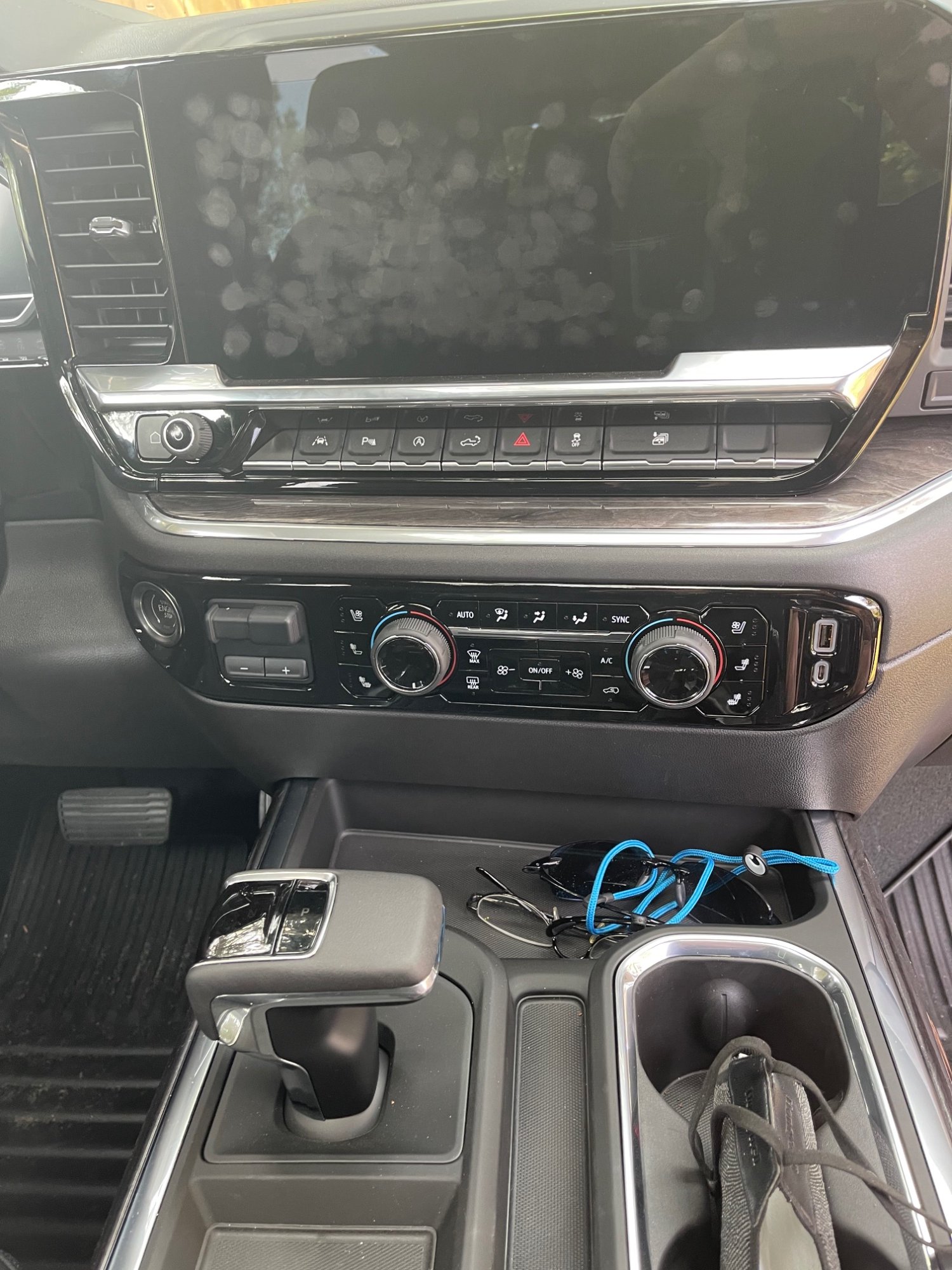 cigarette lighter in 2024 chevy silverado 2022 Chevrolet Silverado new body style has no 12V DC outlet. - Future GM  News & Rumors