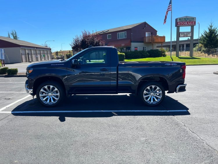 silverado_22_2.thumb.jpg.cdd8f4411857210d22ce435d0daa0212.jpg