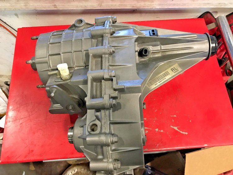 535555115_transfercase.thumb.jpg.97f9300d0d458a071235afabeff2bb10.jpg