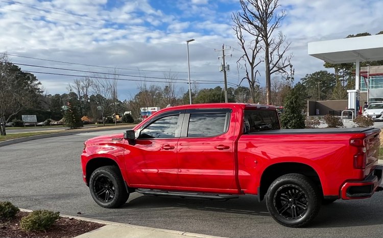 TRUCK.jpg